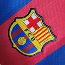Camisa Barcelona Home Messi 10/11 Retrô - Azul e Vermelha