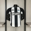 Camisa do Newcastle United Homem 24/25 - Preta e Branca