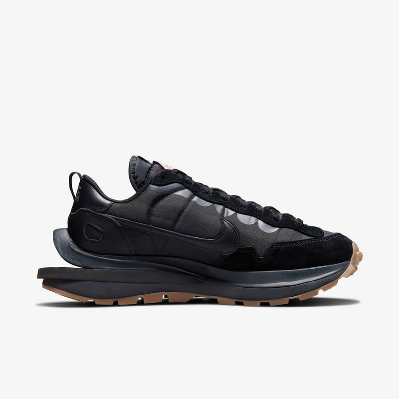Tênis Nike Vaporwaffle x Sacai Preto
